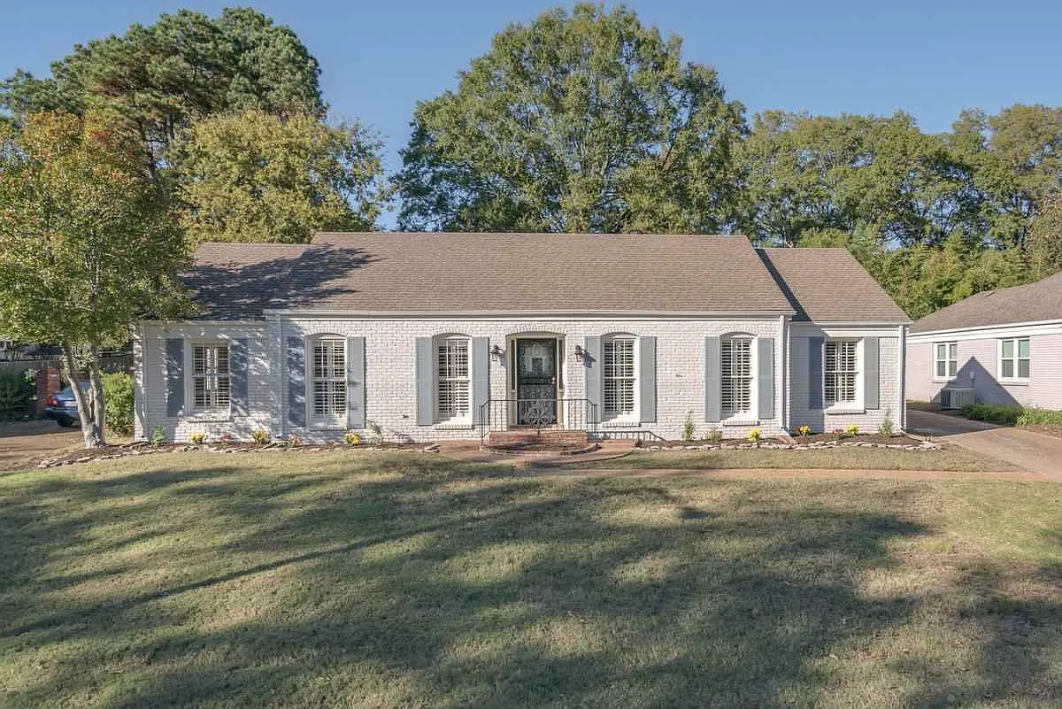 6444 Keswick Drive β photo 5