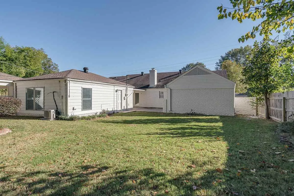 6444 Keswick Drive β photo 9