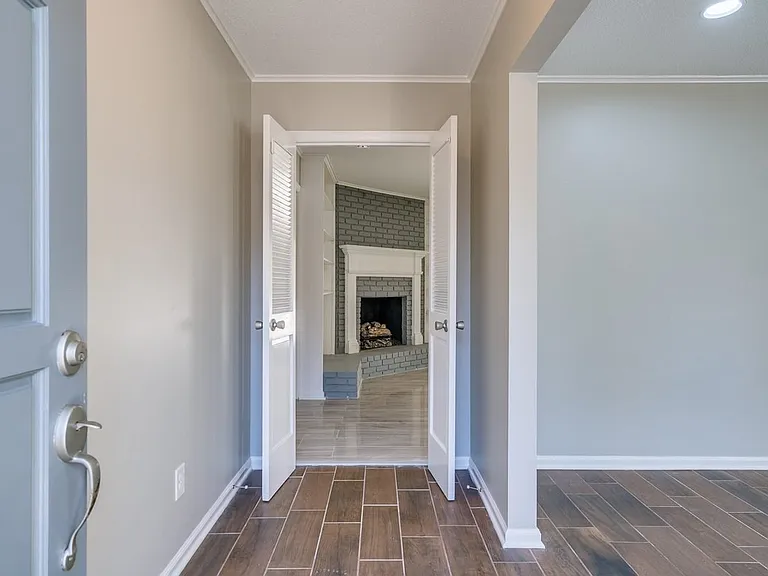 6444 Keswick Drive β photo 10