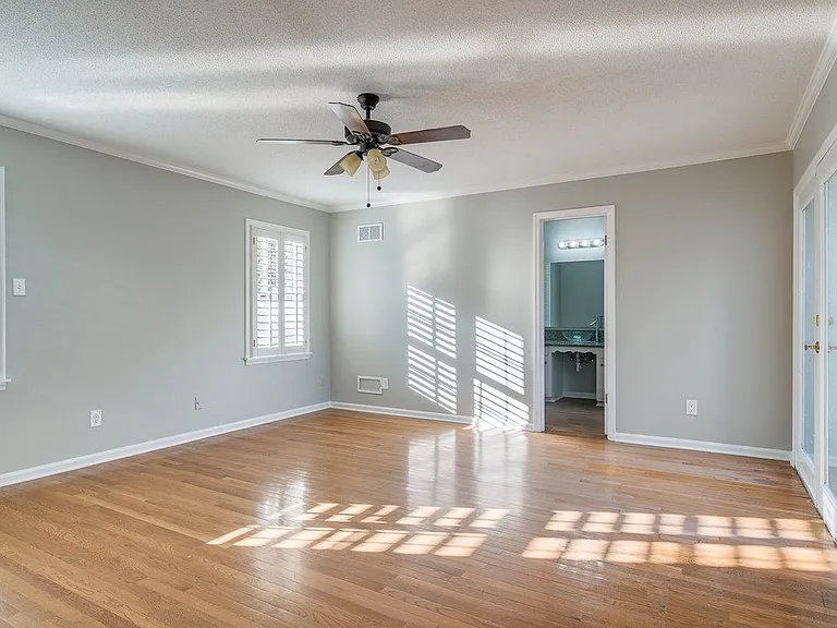 6444 Keswick Drive β photo 18