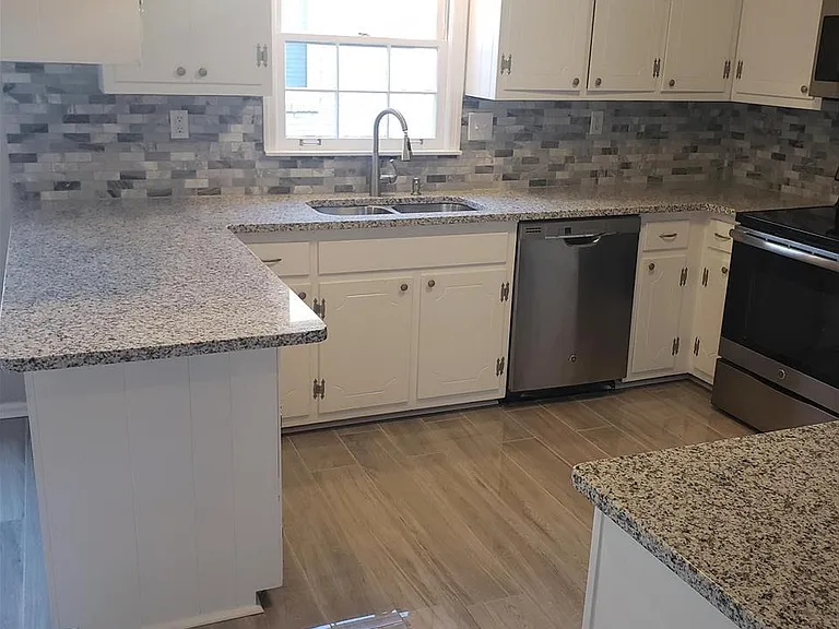 6444 Keswick Drive β photo 22